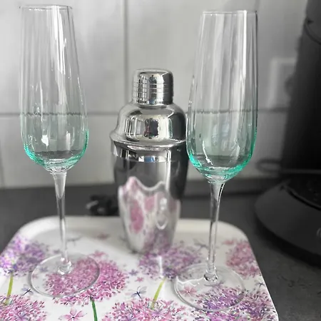 Apartament Vaz Essen, Kueche, Wlan, Tv, Netflix, Ca 15 Min Messe U Hbf Essen