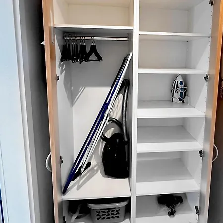 Vaz Essen, Kueche, Wlan, Tv, Netflix, Ca 15 Min Messe U Hbf Essen