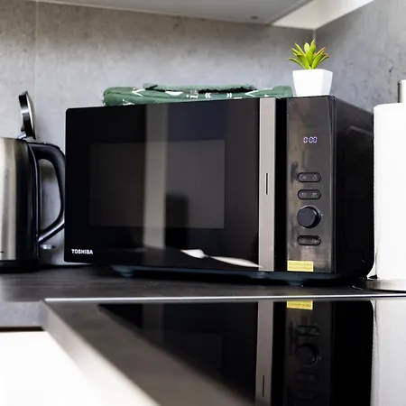 Vaz Essen, Kueche, Wlan, Tv, Netflix, Ca 15 Min Messe U Hbf Essen