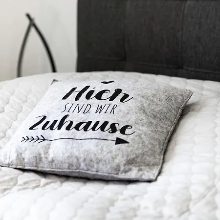 Vaz Essen, Kueche, Wlan, Tv, Netflix, Ca 15 Min Messe U Hbf * Essen