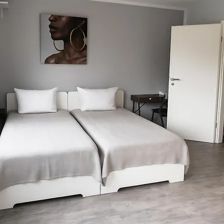 Apartment Vaz Essen, Kueche, Wlan, Tv, Netflix, Ca 15 Min Messe U Hbf Essen